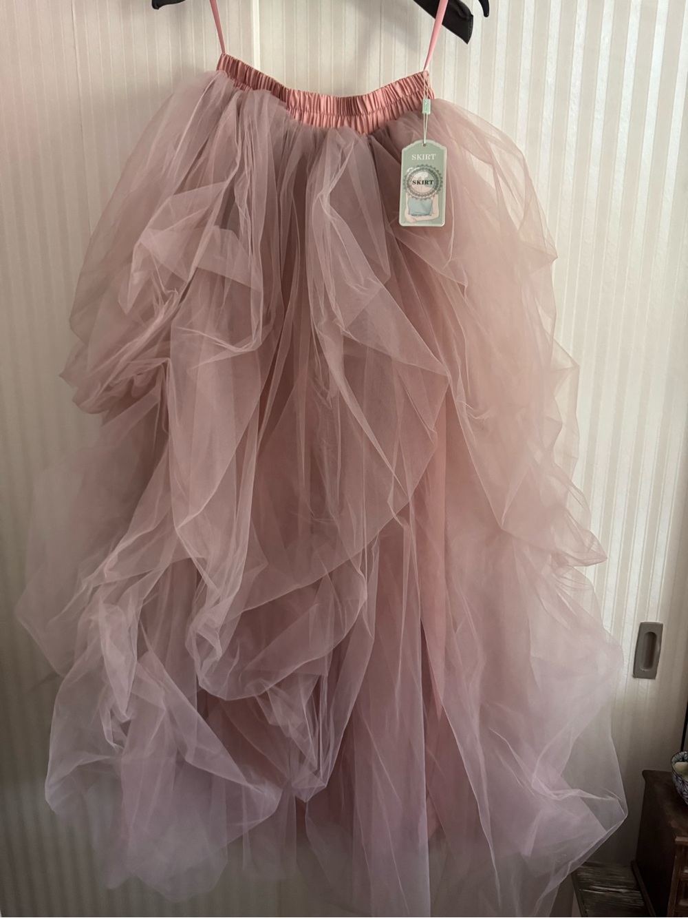 Romantic Mauve Pink Tulle Maxi Dress with Ruffled Layers
